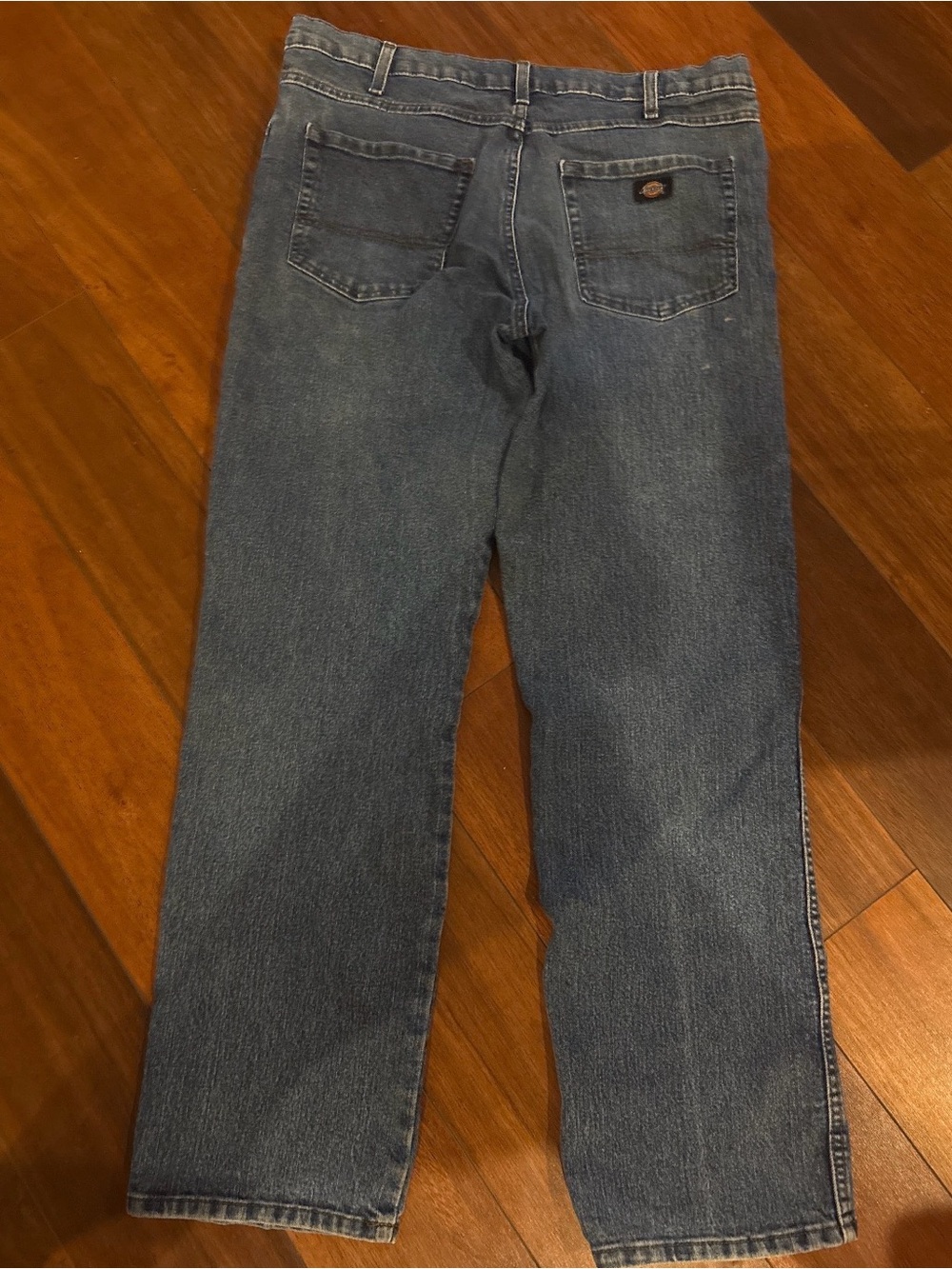 Dickies Relaxed Straight Leg Jeans in Medium Blue